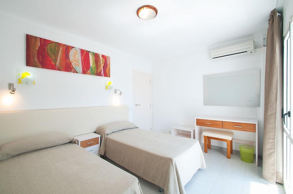 מלון Sant Antoni de Portmany Sunset Oasis Ibiza (Adults Only) מראה חיצוני תמונה